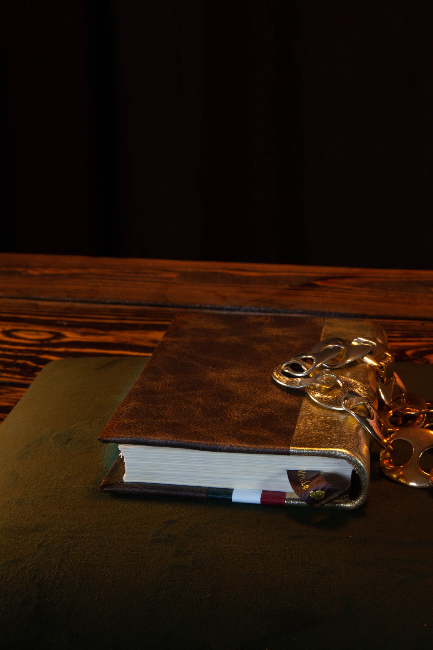 Italia journal in brown