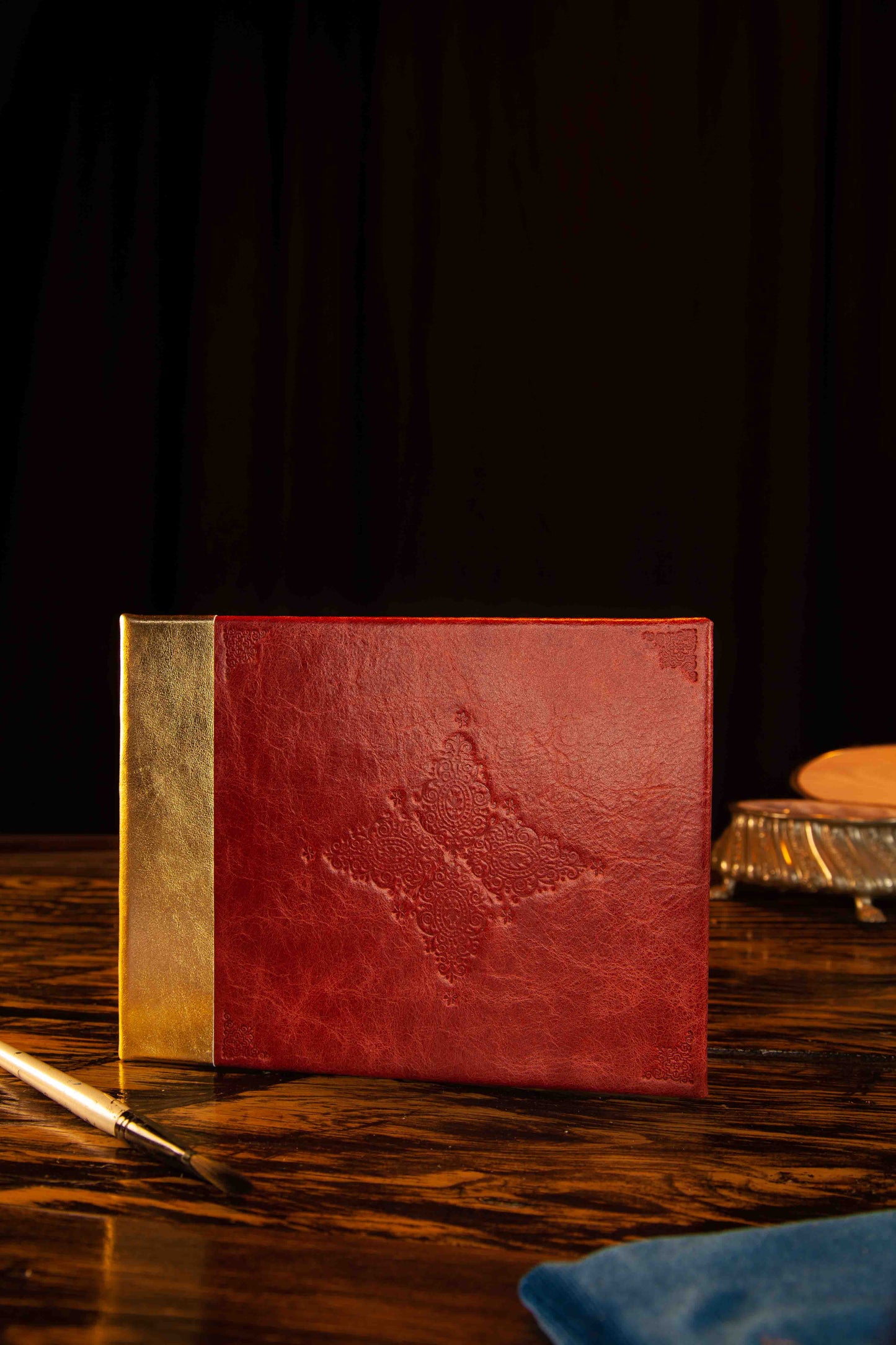 Watercolour Sketchbook (medium) Red and Gold